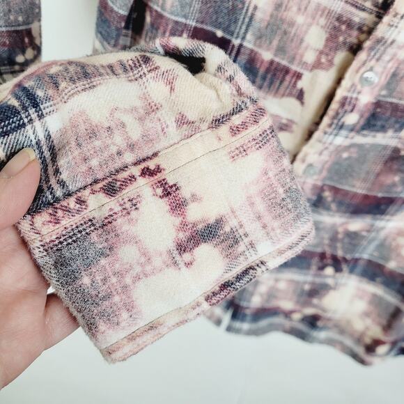 The Old Rusty Coop womens blue and red plaid bleach dyed flannel shirt size med - Picture 5 of 8